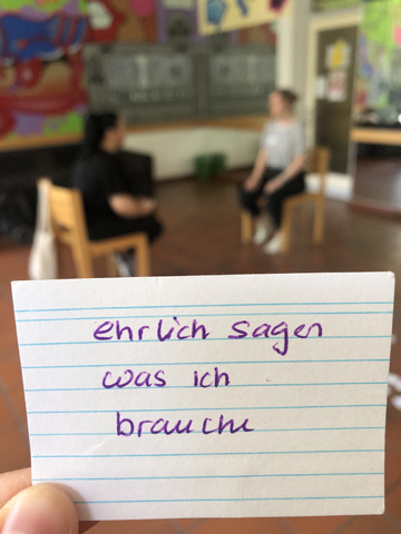 Auf einer Karte steht: "ehrlich sagen was ich brauche"